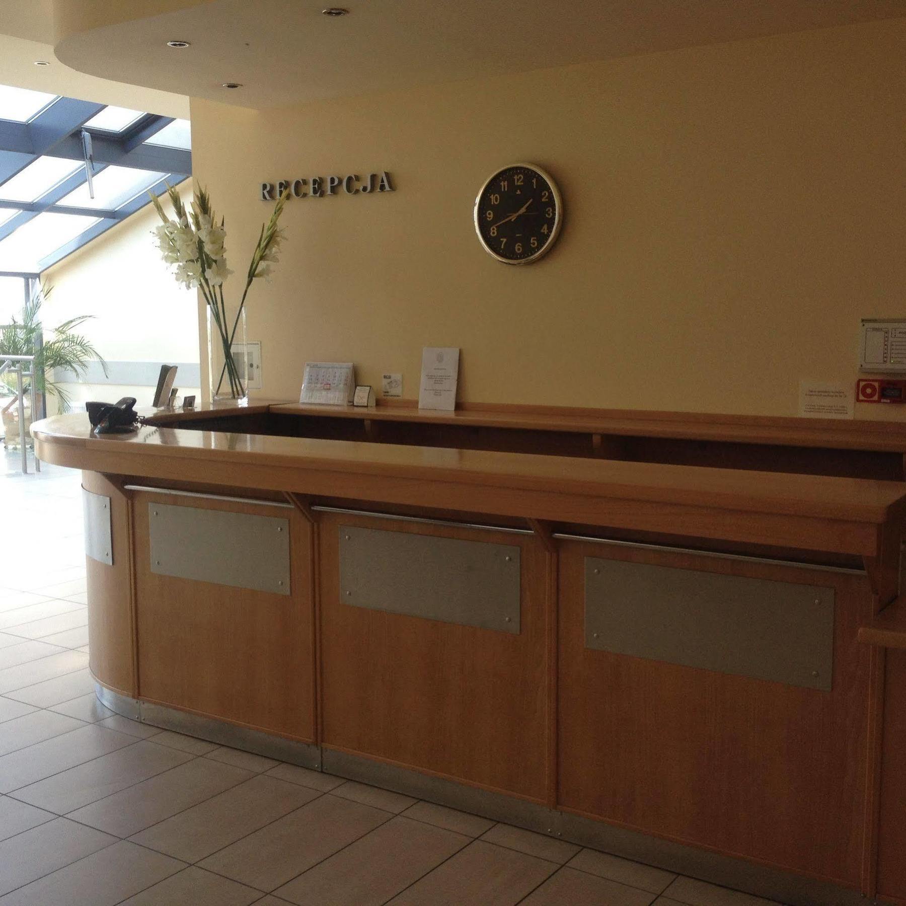 Hotel Bielany Bielany Wroclawskie Ngoại thất bức ảnh