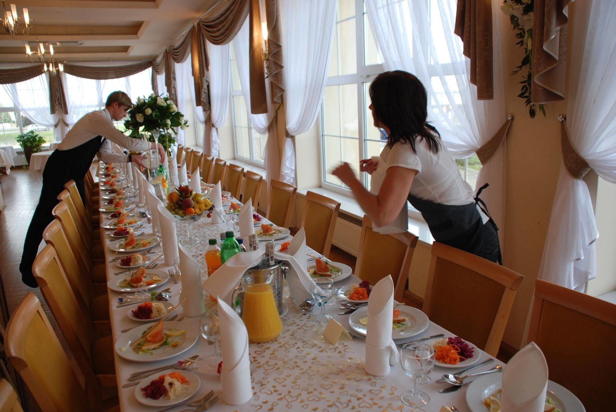 Hotel Bielany Bielany Wroclawskie Ngoại thất bức ảnh